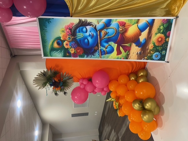Kids birthday balloon decor